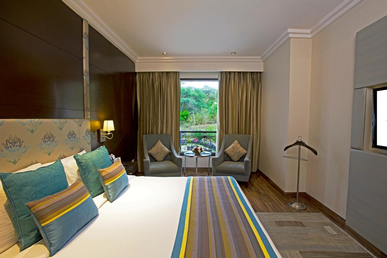 Golden Tulip Chandigarh, Panchkula Exteriör bild